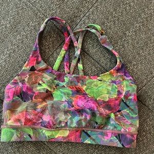 Lululemon EUC Energy Bra size 6